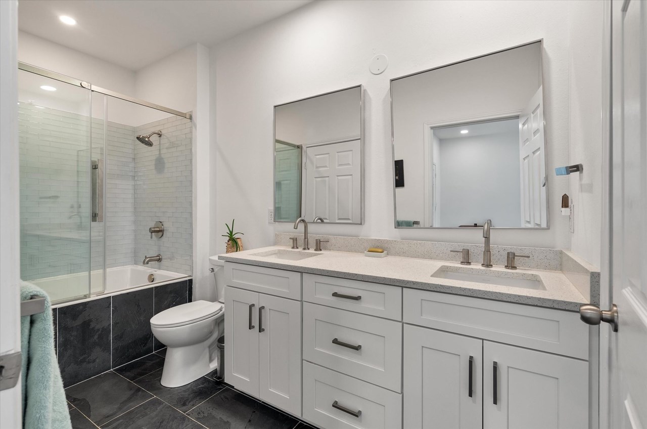 soaking tub and shower combo if you like a good soak - this is super deep and luxurious